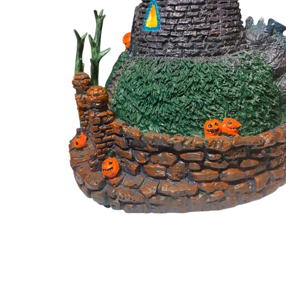 Nightmare Before Christmas Dr Finkelsteins Lab Disney Hawthorne Village - Picture 3 of 7